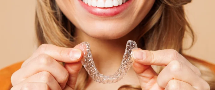 apparecchio denti invisibile